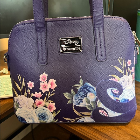 DISNEY LOUNGEFLY URSULA’S LAIR - Picture 6 of 6